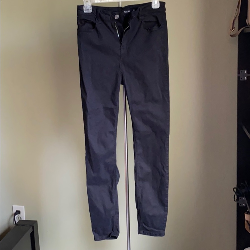 Black high waisted skinny jeans!
